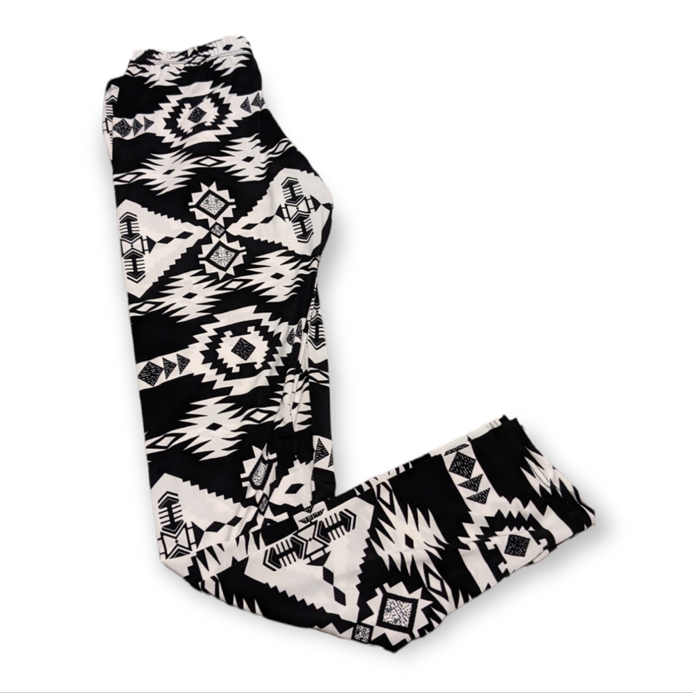 2 for $10 Tribal Print Pattern Leggings Size Large